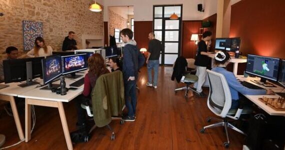 From 9 am to 9 pm, six days a week: The rise of '996' work culture in French start-ups