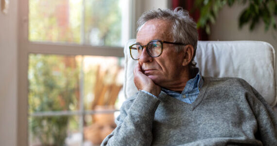 Poor sleep quality, not duration, linked to slower daily brain function in older adults